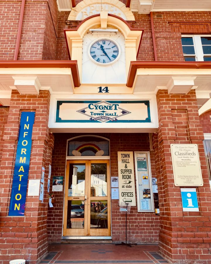 Cygnet Town Hall